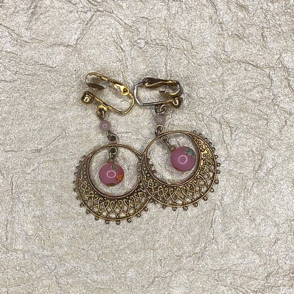 Pink & Gold Tone Filigree Vintage Clip Earrings - Picture 6 of 7